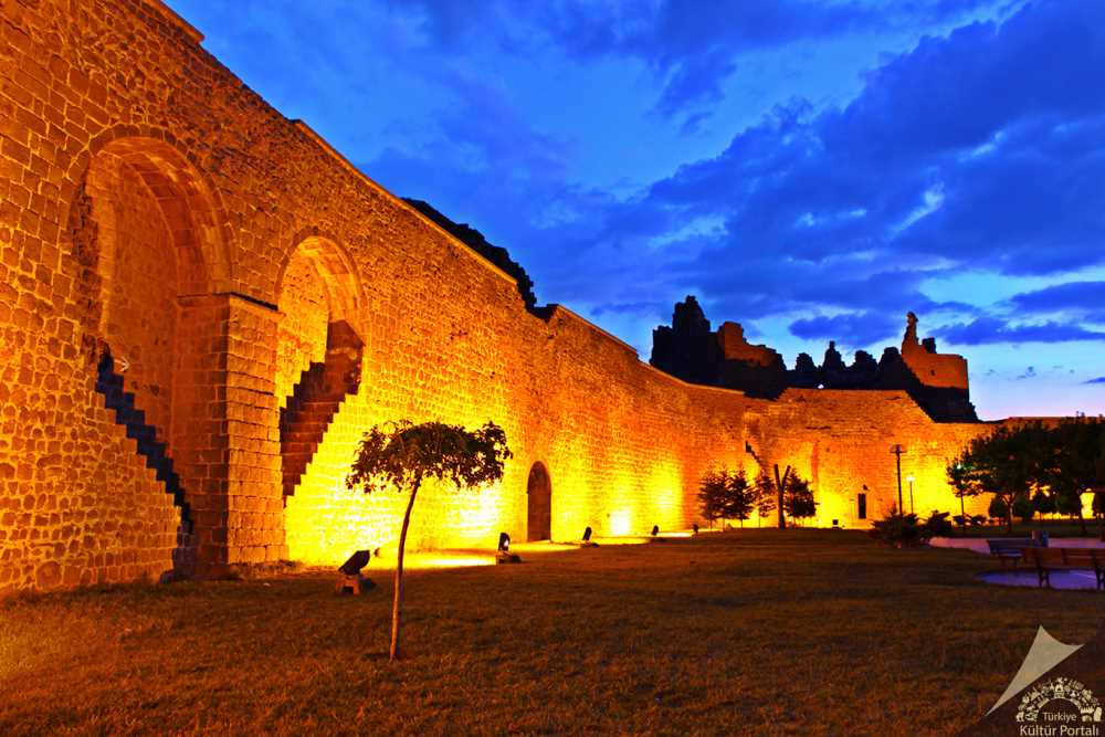diyarbakır kalesi ve hevsel bahçeleri görsel sahibi diyarbakır il kültür