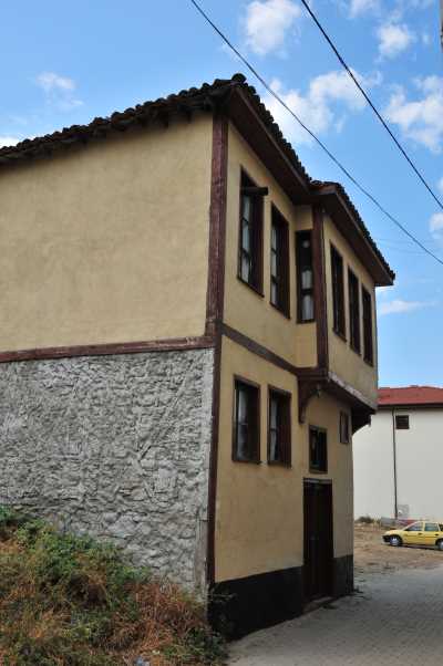 Hamam (Zeytinbağı)/Mudanya, Bursa Valiliği arşivinden 2012 yılında alınmıştır.