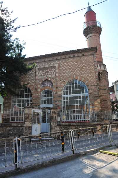 Selçuk Hatun Camii Osmangazi/Bursa
Bursa Valiliği arşivinden 2012 yılında alınmıştır.