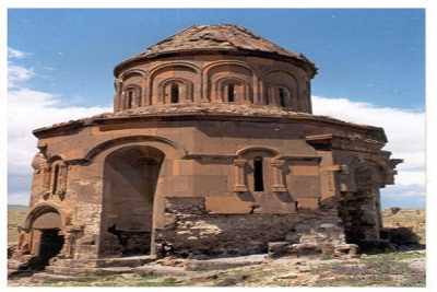 Ebughamrents (Poladoğlu) Kilisesi,
Fotoğraf: Kültür ve Turizm Müdürlüğü