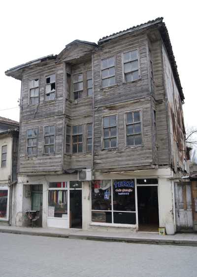 Sivil Mimarlık Örneği Konut (16)-(Sinop Arkeoloji Müzesi Müdürlüğü Arşivi)