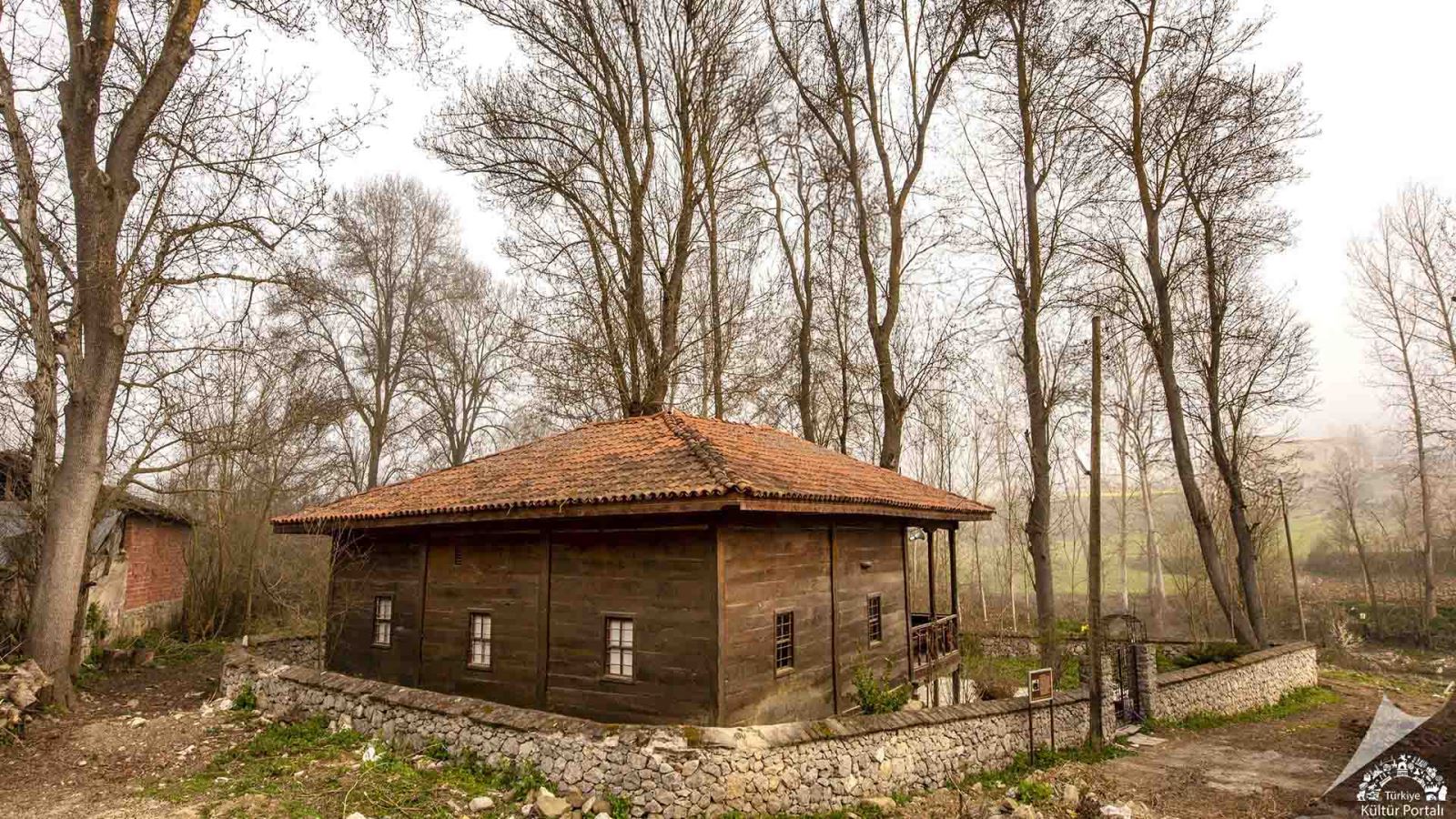 BEKDEMİR ÇİVİSİZ CAMİİ | Kültür Portalı