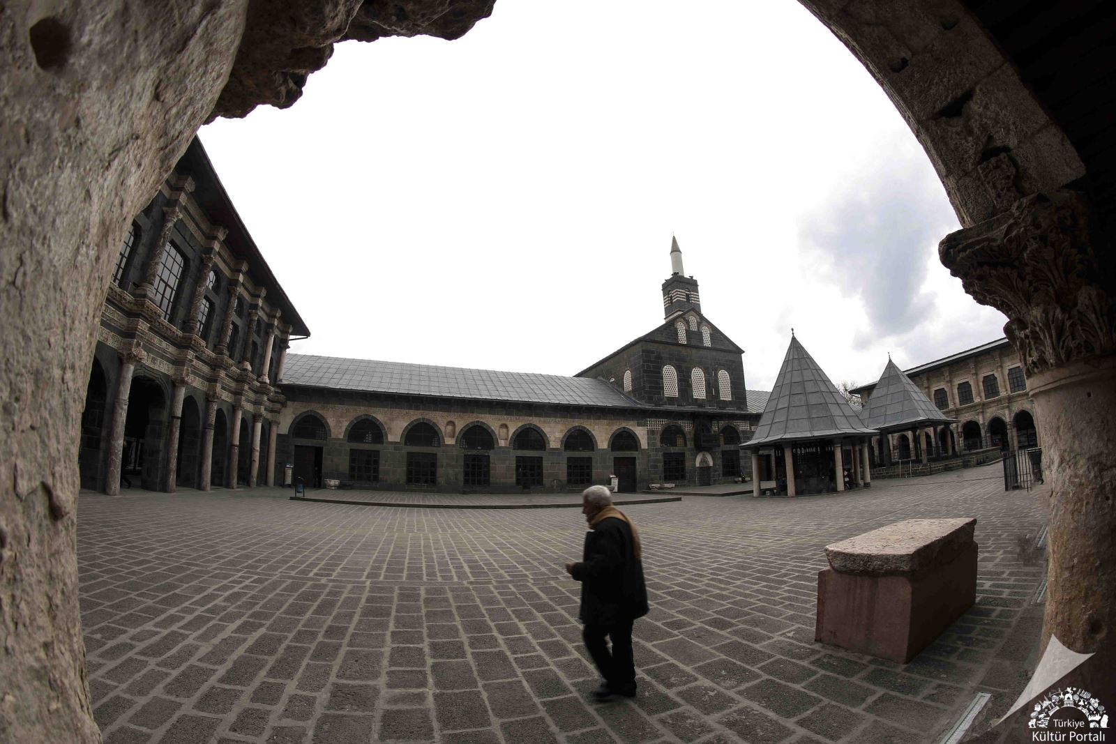 DİYARBAKIR ULU CAMİ | Kültür Portalı