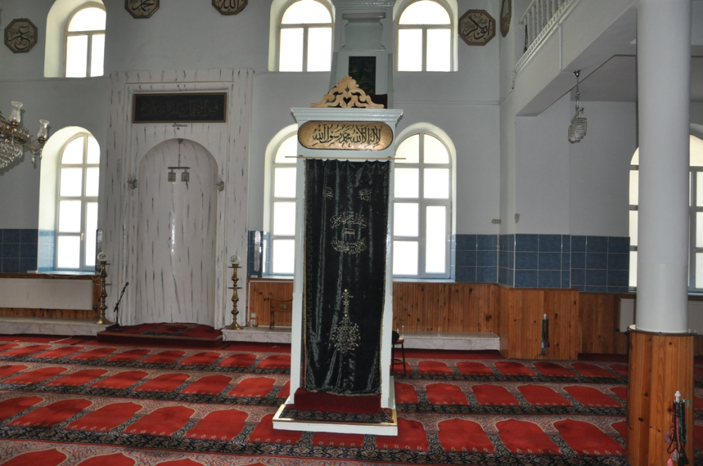 Baç Çinarli Cami̇i̇ - Fotoğraf 7