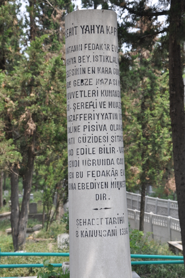 Yahya Kaptan Anit Mezari - Fotoğraf 2