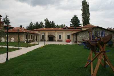 Mimar Vedat Tek Kültür Merkezi