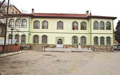 Cumhuriyet İlkokulu