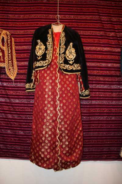 YÖRESEL KADIN KIYAFETİ
*Fotoğraf: M.Kemal KARATATAR