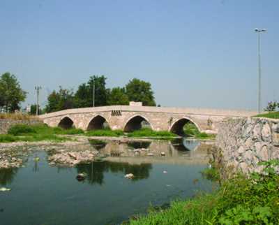 Abdal Köprüsü Nilüfer/Bursa, Bursa Büyükşehir Belediyesi arşivinden 2012 yılında alınmıştır.