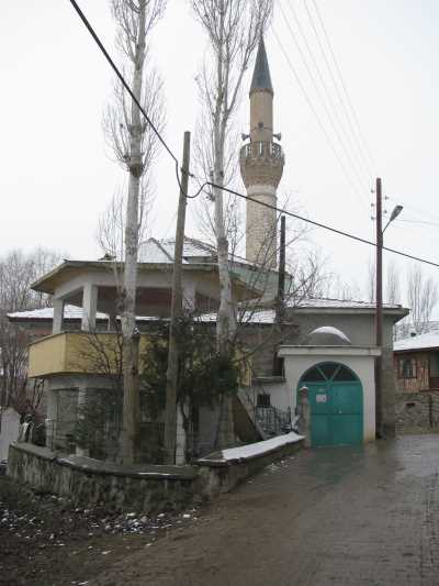 YOLKAYA KÖYÜ CAMİ