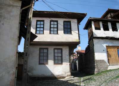 25 NOLU KONUT (Yıldız KARABIYIK Evi)