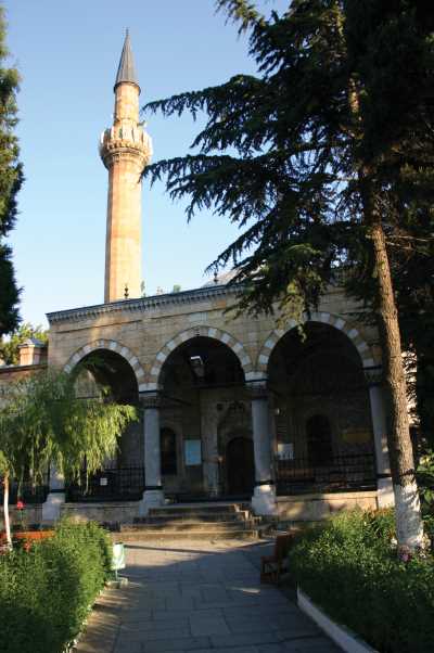 Şirvalı (azeriler) Camii