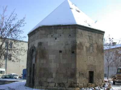 NAİB TÜRBESİ (İl Kültür ve Turizm Müdürlüğü Arşivi)