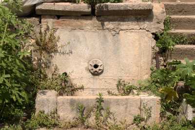 Ada Çeşmesi-(Sinop Arkeoloji Müzesi Müdürlüğü Arşivi)