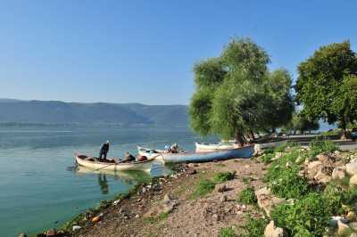 Ulubat (Apolyont)  Gölü, Bursa İl Kültür ve Turizm Müdürlüğü arşivinden 2013 yılında alınmıştır.