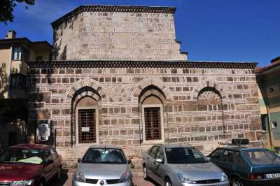 Gülçiçek Hatun Türbesi Osmangazi/Bursa, Bursa Valiliği arşivinden 2012 yılında alınmıştır.