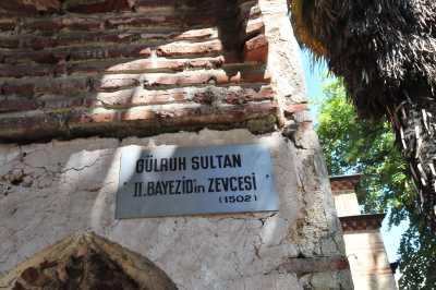 Gülruh Sultan Türbesi Osmangazi/Bursa, Bursa Valiliği arşivinden 2012 yılında alınmıştır.
