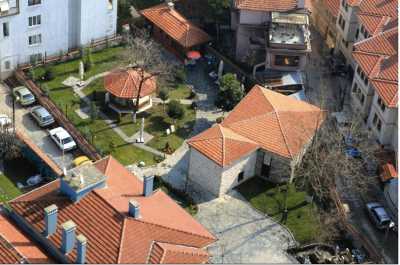 Haraççıoğlu Medresesi Osmangazi/Bursa, Bursa Valiliği arşivinden 2012 yılında alınmıştır.