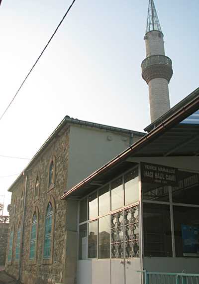 Hacı Halil Camii