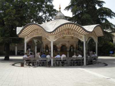 Lüleburgaz Sokullu Camii Şadırvanı (M.1569-1570)