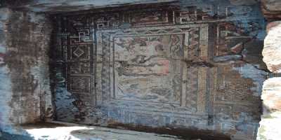 Mozaikli Havuz