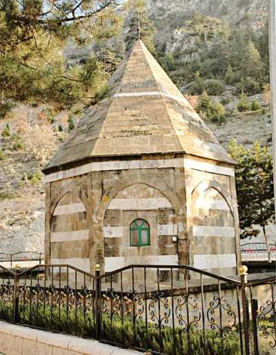 Baba Sultan Türbesi