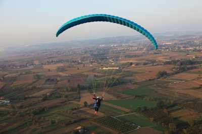 Yamaç Paraşütü 
