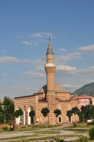 Hatice İsfendiyari Camii Osmangazi/Bursa, Bursa Valiliği arşivinden 2012 yılında alınmıştır.
