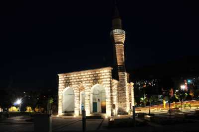 Hatice İsfendiyari Camii Osmangazi/Bursa, Bursa Valiliği arşivinden 2012 yılında alınmıştır.