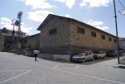 Hizmet Binası ve Depo-(Sinop Arkeoloji Müzesi Müdürlüğü Arşivi)