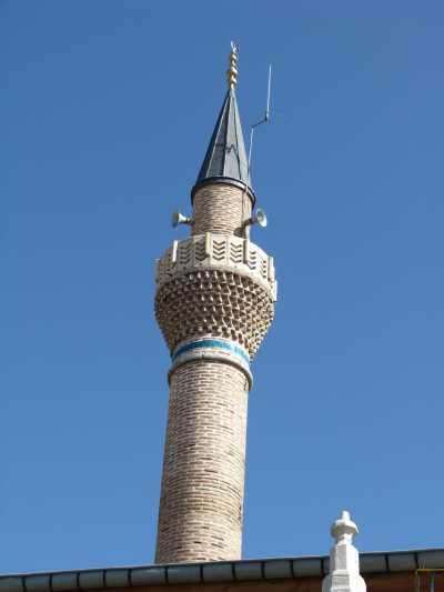 ÇARŞI (ULU) CAMİİ (BOLVADİN)
Afyonkarahisar İl Kültür ve Turizm Müdürlüğü Arşivi-Metin ÜNAL