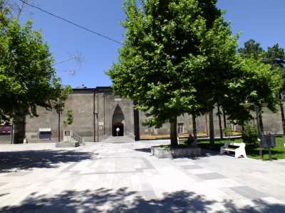 Hunat Hatun Kulliyesi