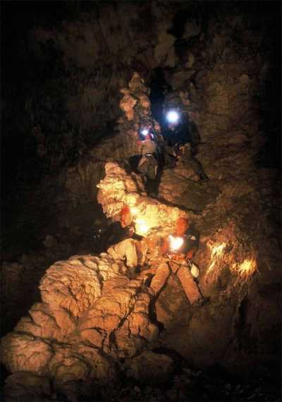 Sarıkaya Mağarası