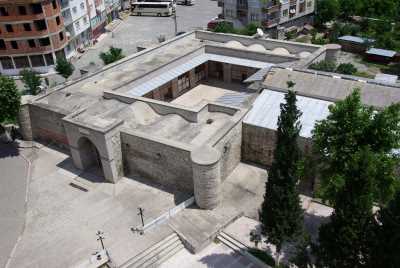 Durakhan Kervansarayı 