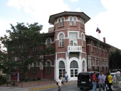 ESKİ ATATÜRK İLKOKULU 