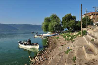 Gölyazı (Uluabat) Gölü'nde balık avı, Bursa İl Kültür ve Turizm Müdürlüğü arşivinden 2013 yılında alınmıştır.