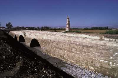 Justinianus (Baç) Köprüsü (Tarsus-Mersin) (Fotoğraf: Mersin İl Kültür ve Turizm Müdürlüğü Arşivi)