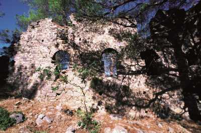 Yelbiz Kalesi (Bozyazı-Mersin) (Fotoğraf: Mersin İl Kültür ve Turizm Müdürlüğü Arşivi)