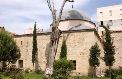 İsfendiyaroğulları Türbesi (Sinop İl Kültür ve Turizm Müdürlüğü Arşivi)