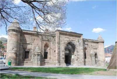 BİTLİS MERKEZ-İHLASİYE MEDRESESİ