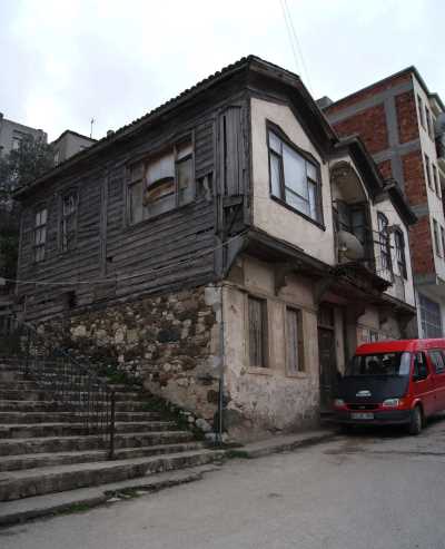 Sivil Mimarlık Örneği Konut (76)-(Sinop Arkeoloji Müzesi Müdürlüğü Arşivi)
