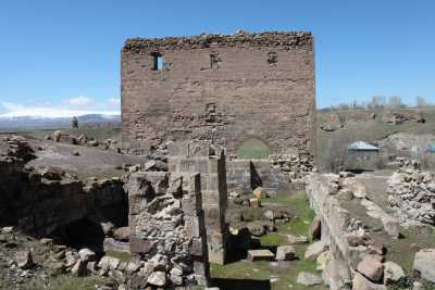 AHLAT-BEZİRHANE