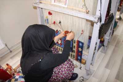 Yozgat Saraykent İlçesindeki “Kilim Dokuma Kursu” 2017 Yılı