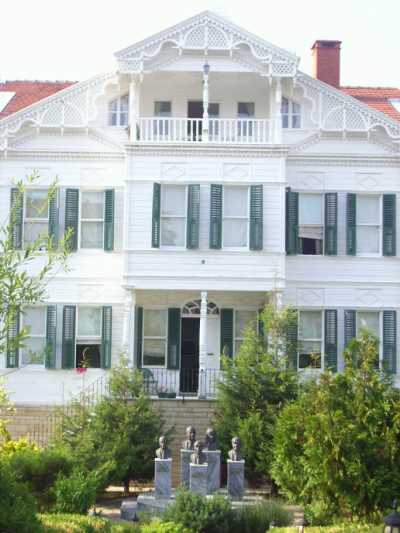 Mehmet Arif Bey Köşkü