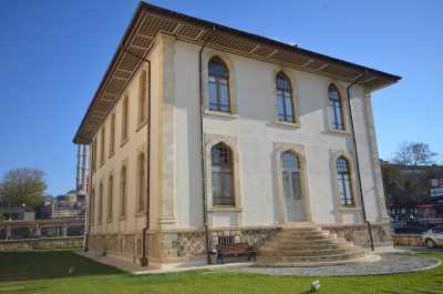 Vakıflar Bölge Müdürlüğü