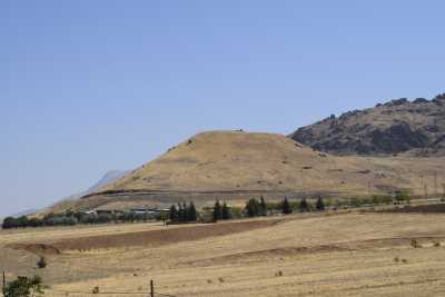 Könk Höyüğü ve Kalesi