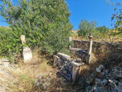 Hazire (Ulaş Bin Ali Ağa Mezarlığı)