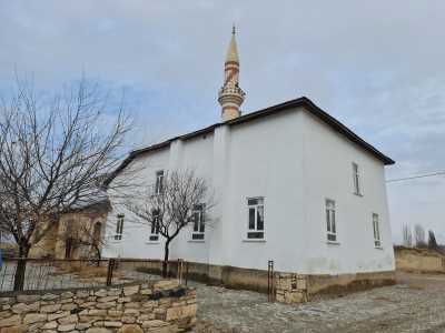 Altunkuşak Cami