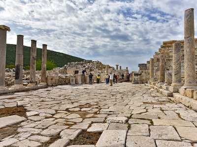 Akdeniz'de Keşfetmeniz Gereken 7 Antik Kent