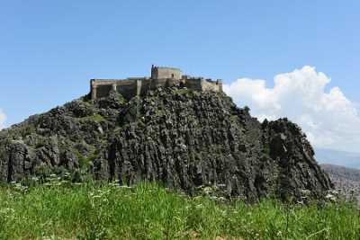 Kov Kalesi,Esenyurt Köyü